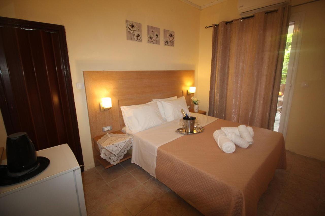 Bed and Breakfast Batis Breeze Perama  Exterior foto